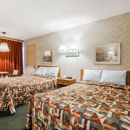 Econo Lodge Τζέφερσον Σίτι Εξωτερικό φωτογραφία