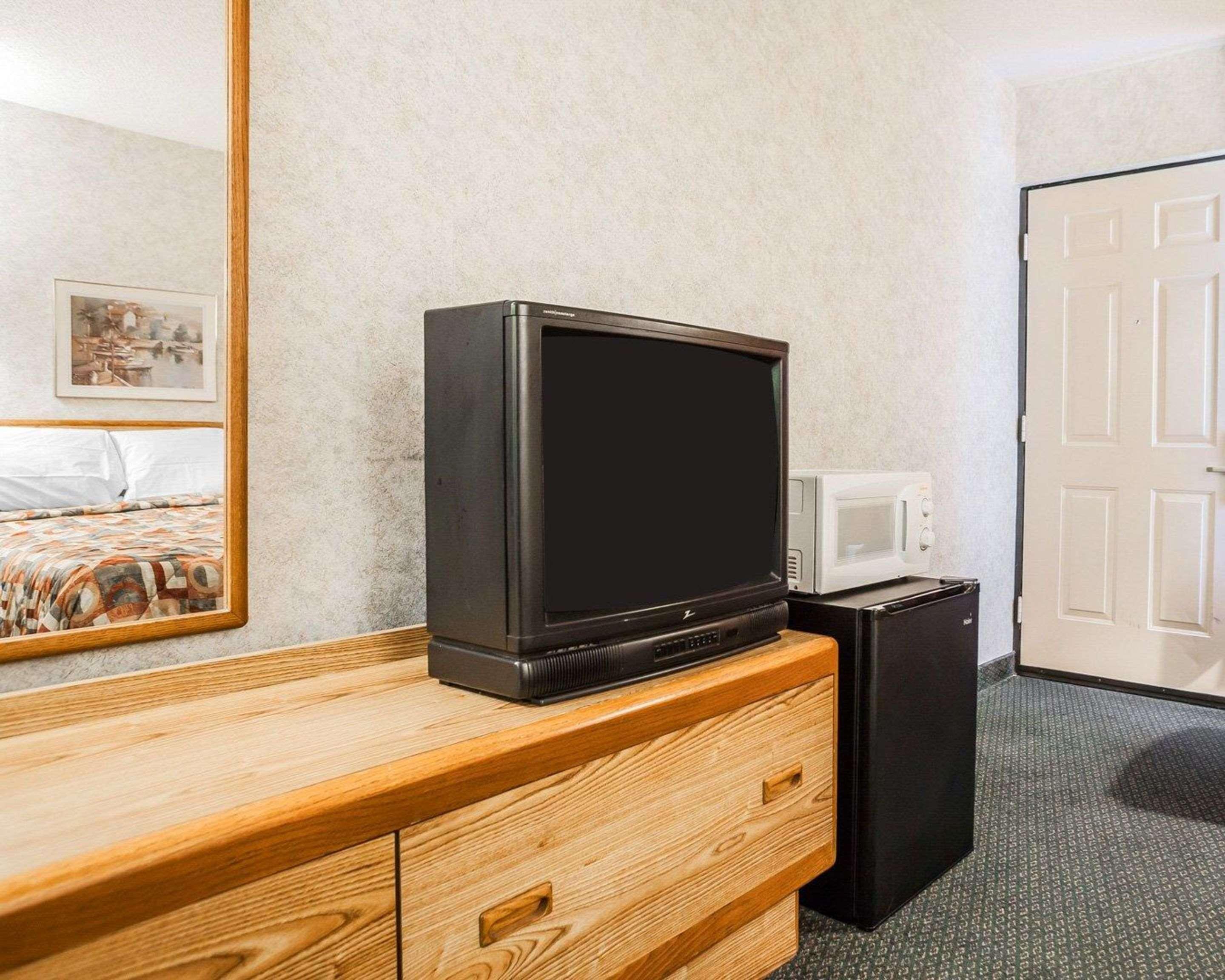 Econo Lodge Τζέφερσον Σίτι Εξωτερικό φωτογραφία