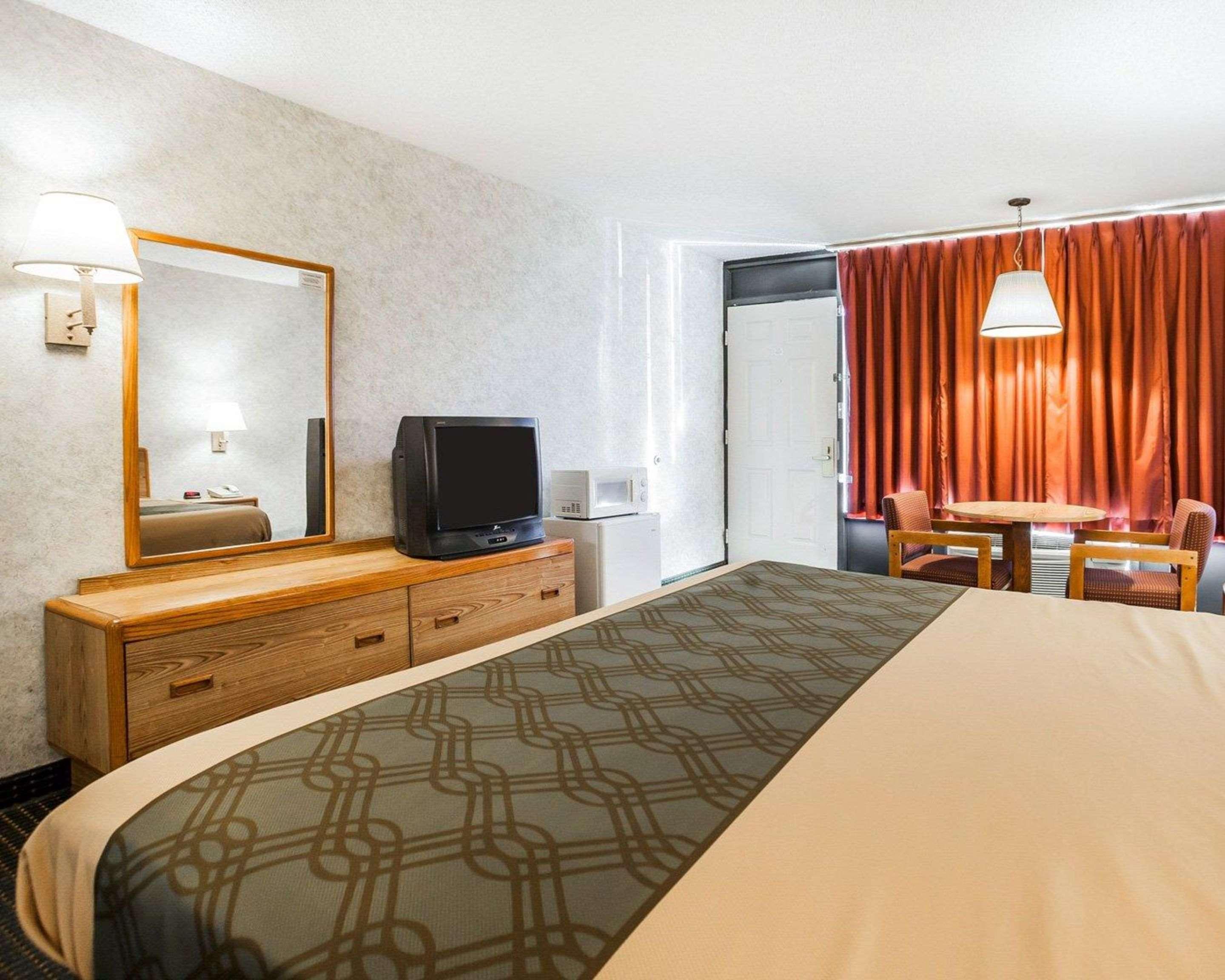 Econo Lodge Τζέφερσον Σίτι Εξωτερικό φωτογραφία