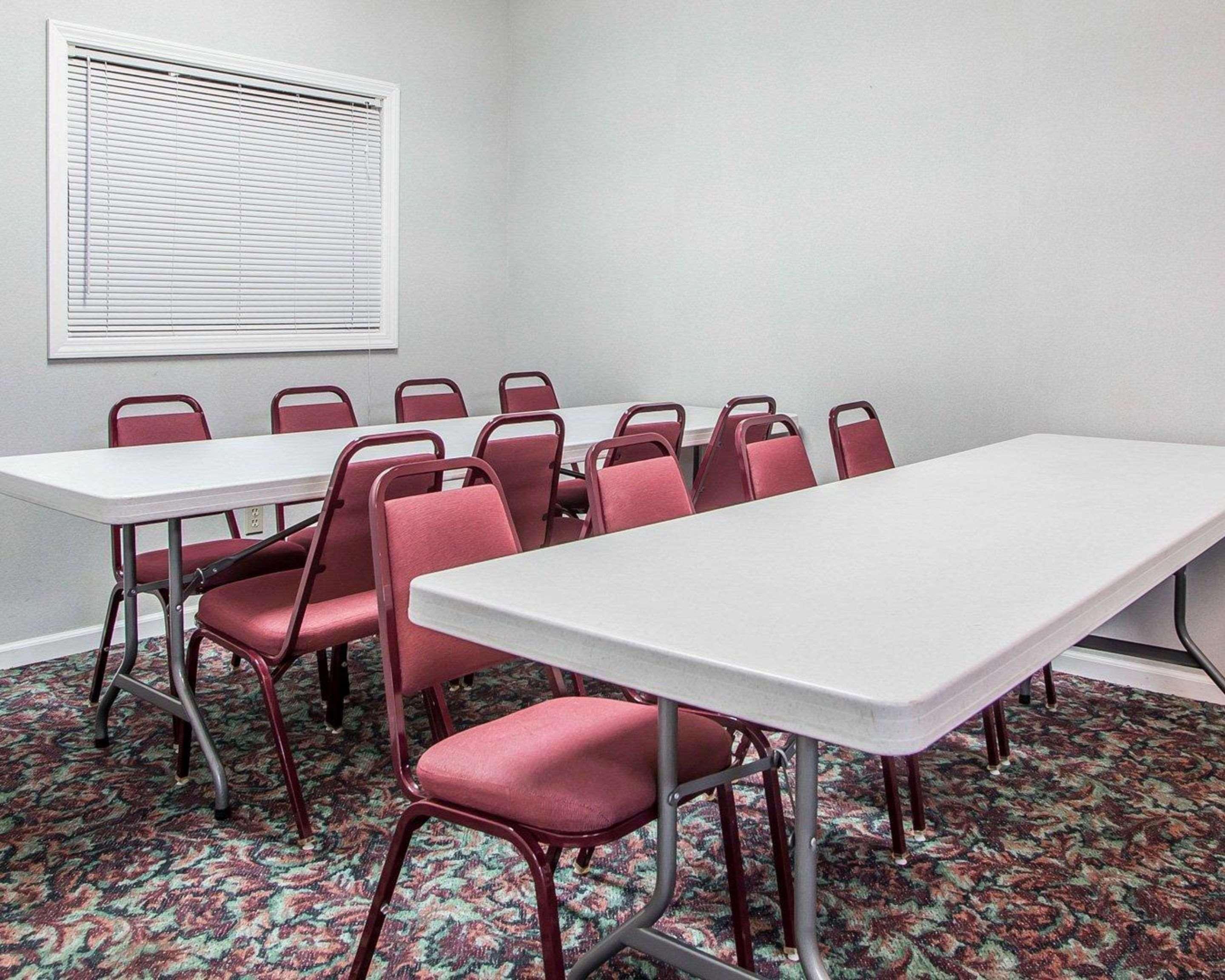 Econo Lodge Τζέφερσον Σίτι Εξωτερικό φωτογραφία