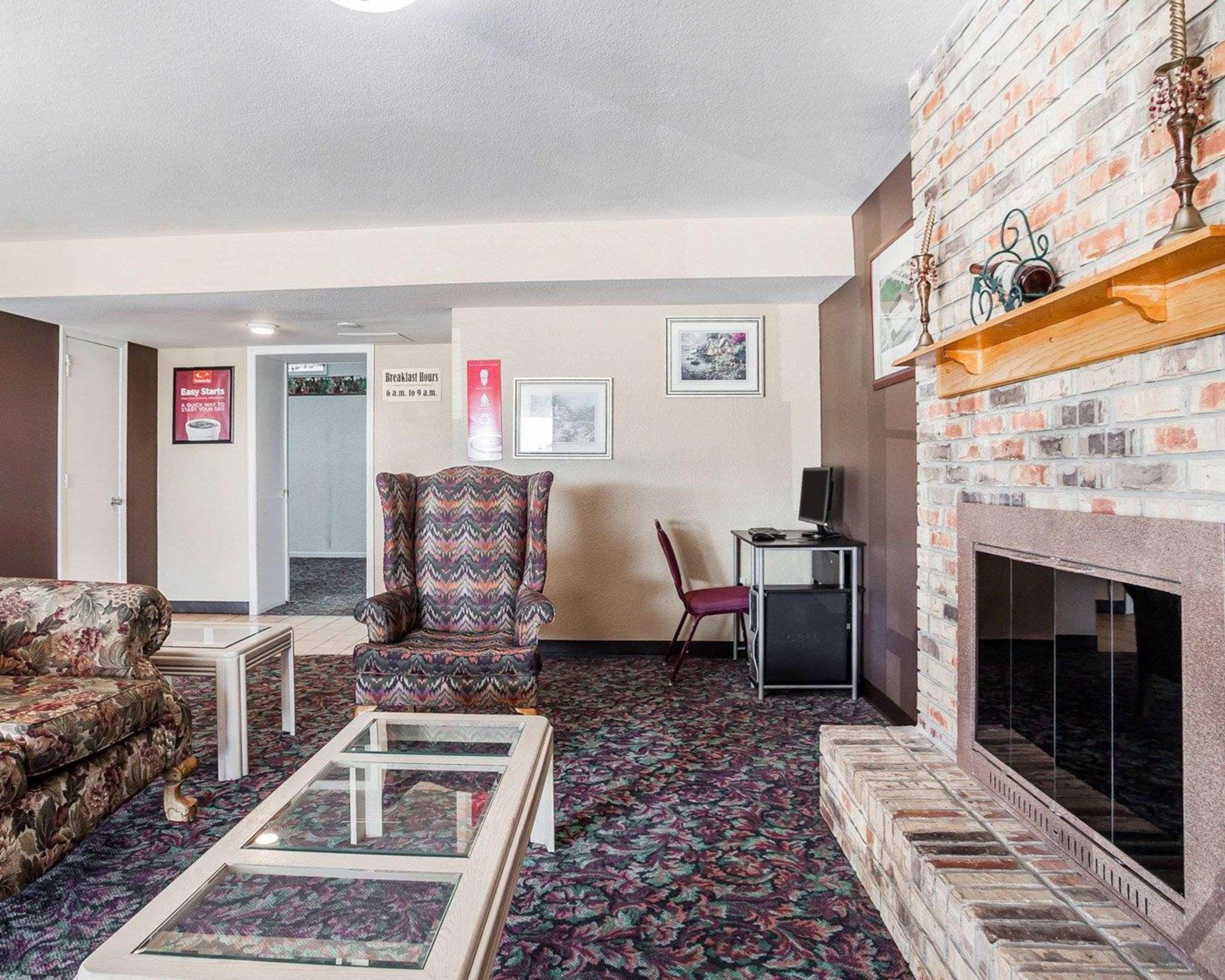 Econo Lodge Τζέφερσον Σίτι Εξωτερικό φωτογραφία