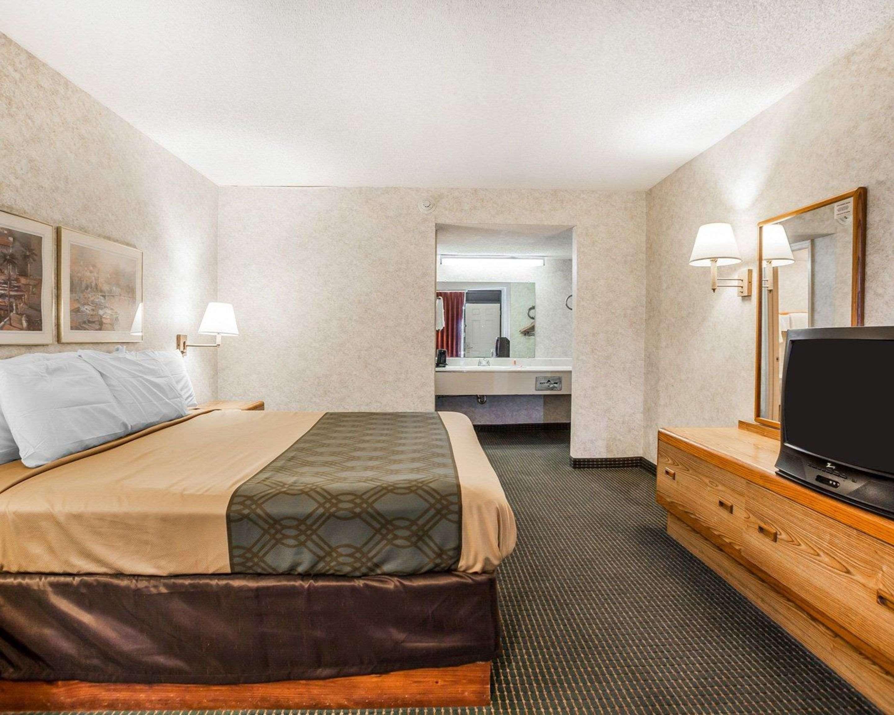 Econo Lodge Τζέφερσον Σίτι Εξωτερικό φωτογραφία