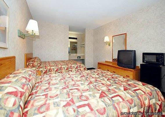 Econo Lodge Τζέφερσον Σίτι Εξωτερικό φωτογραφία